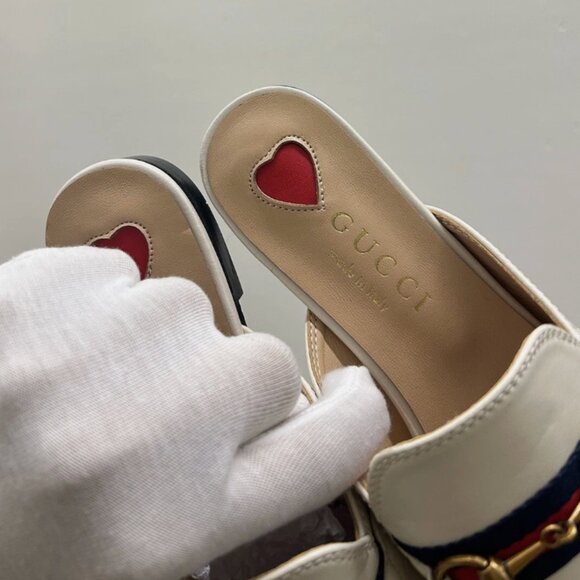 NWOB Gucci Women's Princetown Leather Horse Bit Mule White Size 40. - Picture 2 of 10